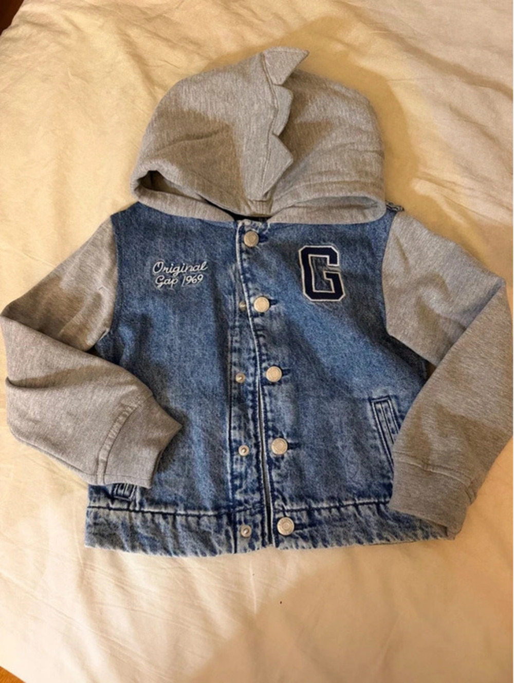 Gap mixed denim and sweatshirt jacket